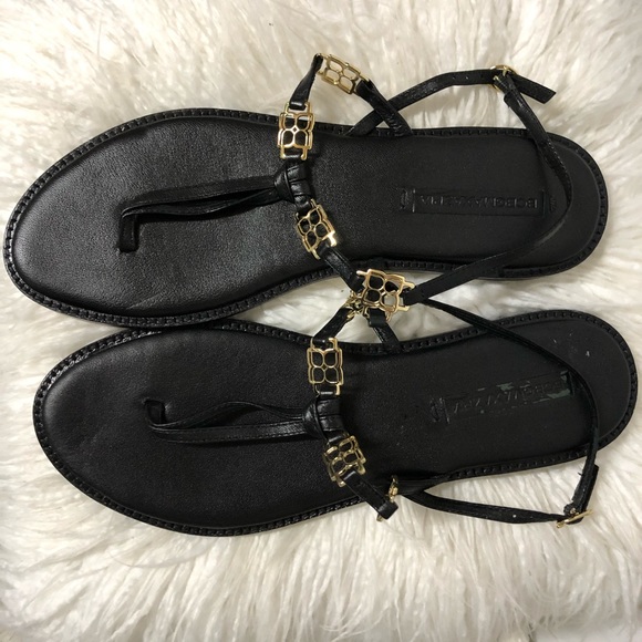 BCBG MaxAzria Audrina Black Thong Sandals - Picture 2 of 12